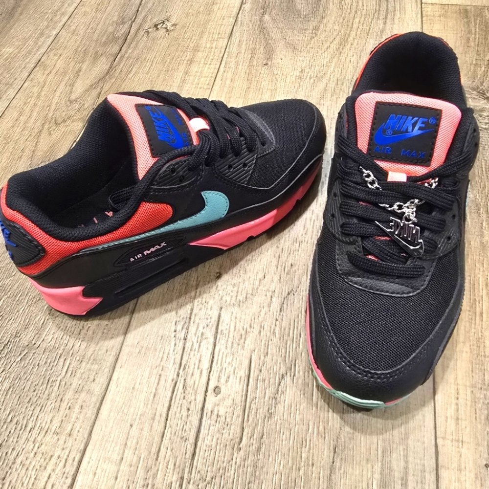 Nike Women's Air Max 90 in Black/Tropical Twist